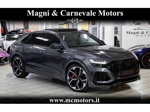 AUDI Q8 RS QUATTRO|TETTO|23''|B&O|LOOK NERO|HEAD-UP|SCARIC