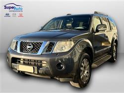 NISSAN PATHFINDER 3.0 dCi LE V6