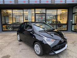 TOYOTA AYGO Connect 1.0 VVT-i 72 CV 5 porte x-play "POCHI KM"