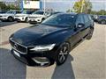 VOLVO V60 2.0 d3 Business geartronic - targa GC669JP -