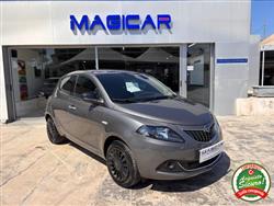 LANCIA YPSILON 1.0 FireFly 5 porte S&S Hybrid Ecochic Silver
