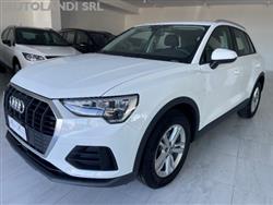 AUDI Q3 35 TDI S tronic Business