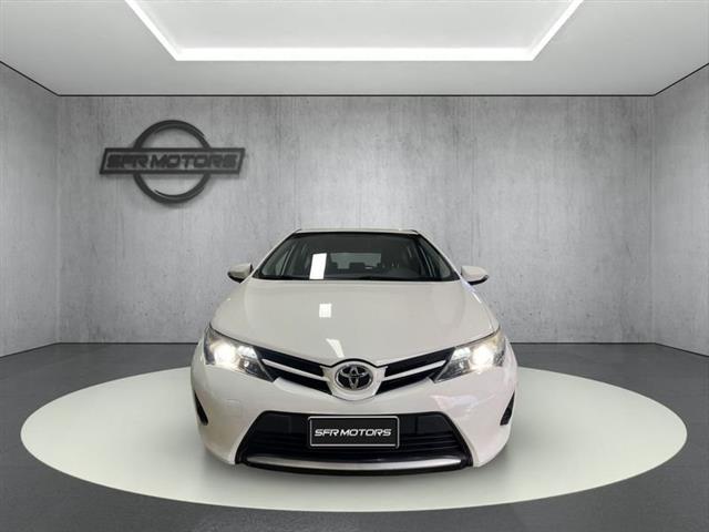 TOYOTA AURIS 1.3 Active