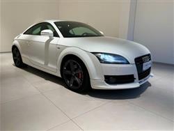 AUDI TT Coupé 2.0 TDI quattro