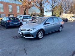 TOYOTA Auris 1.8h Business cvt my17