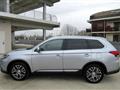 MITSUBISHI OUTLANDER 2.2 DI-D 4WD Intense