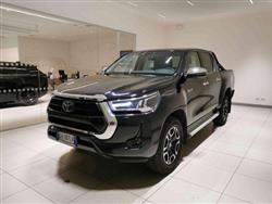 TOYOTA HILUX 2.4 D-4D A/T 4WD 4 porte Double Cab Lounge