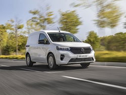 NISSAN TOWNSTAR VAN N-CONNECTA VAN 45kWh 22 KW AC+80KW DC+SPACE