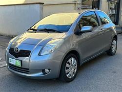 TOYOTA YARIS 1.3 3 porte -NEOPATENTATI-