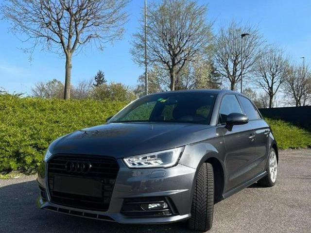 AUDI A1 SPORTBACK SPB 1.4 TFSI S tronic S line edition plus!