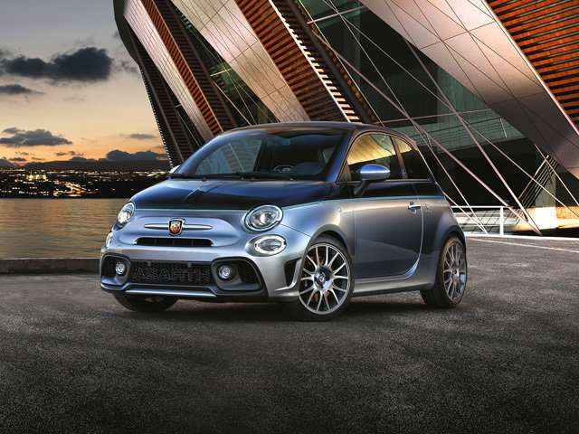 ABARTH 695 1.4 Turbo T-Jet Rivale