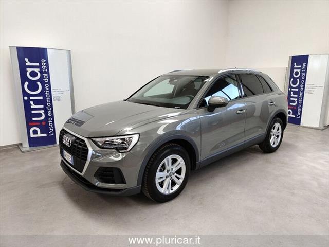 AUDI Q3 35 TFSI S tronic Business