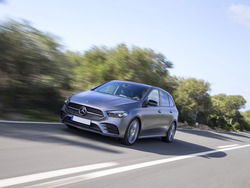 MERCEDES CLASSE B B 180 D SPORT EXTRA AUTO