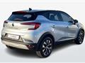 RENAULT CAPTUR NUOVO techno mild hybrid 140