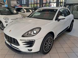 PORSCHE MACAN 2.0