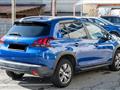 PEUGEOT 2008 (2013) BlueHDi 100 S&S Signature