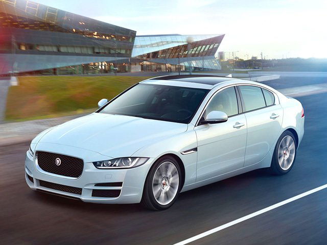 JAGUAR XE 2.0 D Turbo 180 CV AWD aut. R-Sport