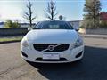 VOLVO V60 (2010) D5 Geartronic Momentum