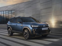 DACIA BIGSTER Hybrid 155 CV Journey