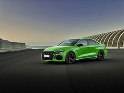 AUDI RS 3 SEDAN RS 3 Sedan TFSI quattro S tronic