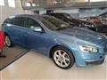 VOLVO V60 (2010) V60 D3 Momentum