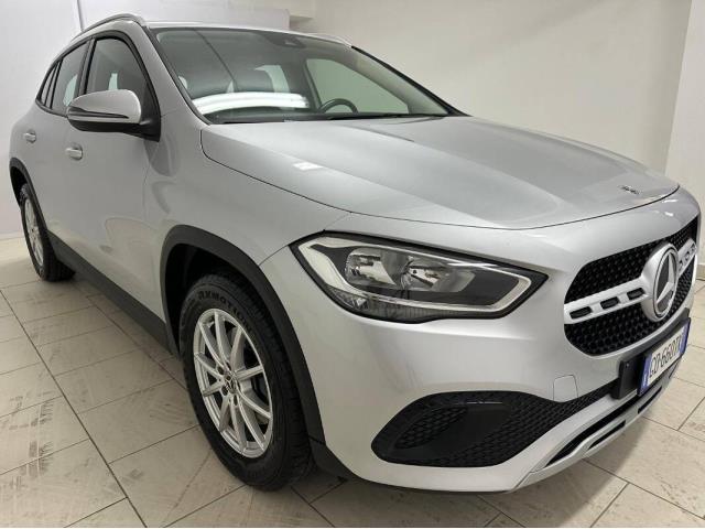 MERCEDES Classe GLA 200 d Business auto