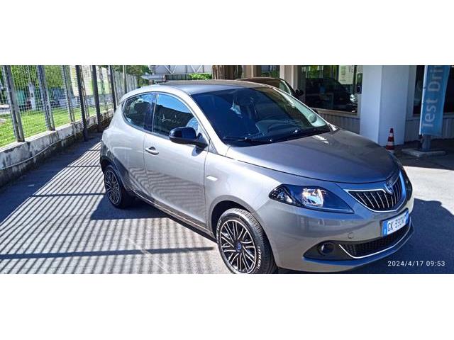 LANCIA YPSILON 1.0 FireFly 5 porte S&S Hybrid Gold