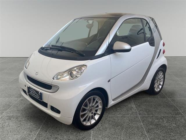 SMART FORTWO 800 40 kW coupé passion cdi