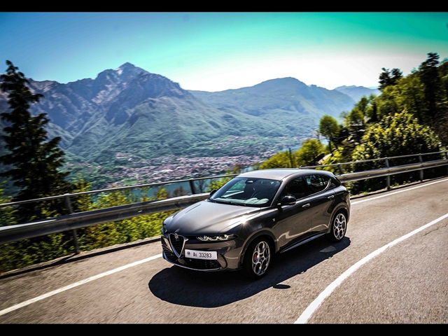 ALFA ROMEO TONALE 1.3 280 CV PHEV AT6 Q4 Sprint