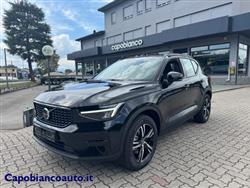 VOLVO XC40 B3 automatico Plus Dark KM0 PREZZO REALE