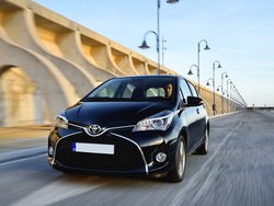 TOYOTA YARIS 5p 1.3 Lounge c/CL multidrive S