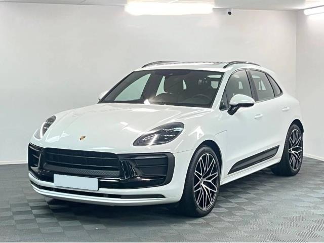 PORSCHE Macan T 265cv - PASM - Tetto - Gancio - 21" RS Spyder