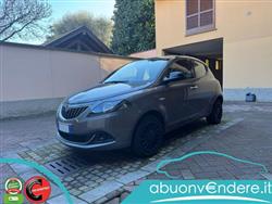 LANCIA YPSILON 1.0 FireFly 5 porte S&S Hybrid Silver