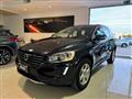 VOLVO XC60 D4 AWD Geartronic R-design Momentum