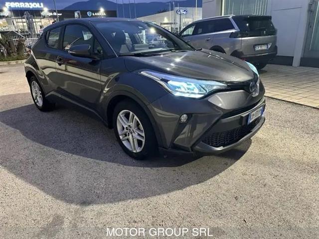 TOYOTA C-HR 1.8 Hybrid E-CVT Business