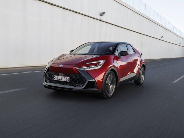 TOYOTA C-HR 1.8 HV Active