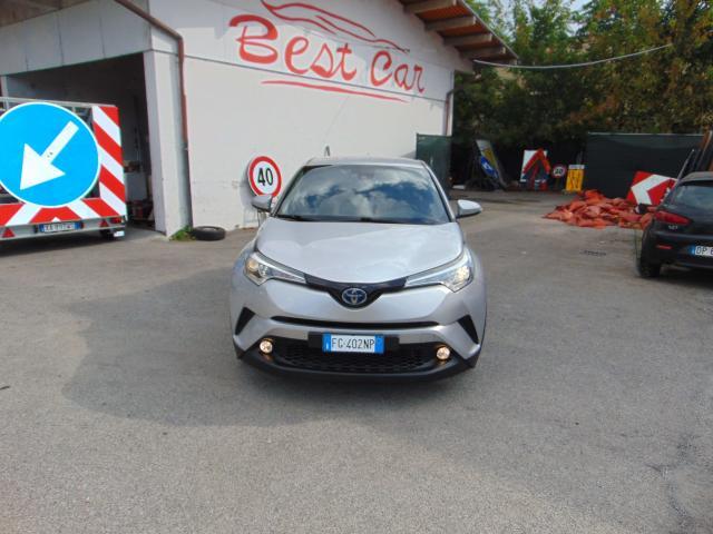 TOYOTA C-HR 1.8h Lounge 2wd e-cvt