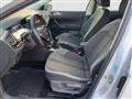 VOLKSWAGEN Polo 5p 1.0 tgi Highline 90cv R-Line