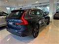 VOLVO XC60 B4 AWD Geartronic Momentum