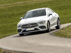 MERCEDES CLASSE CLA COUPE CLA Coupe 200 d Premium auto