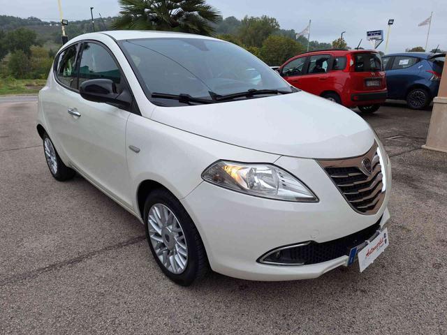 LANCIA YPSILON 1.3 MJT 16V 95 CV 5 porte S&S Gold