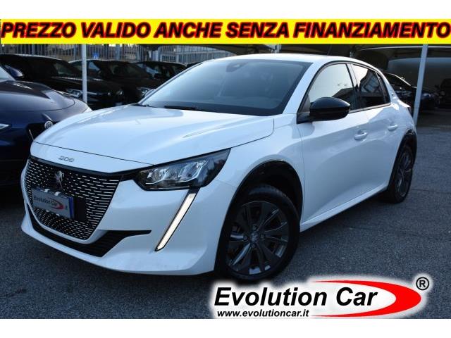 PEUGEOT e-208 136 CV 5 porte Allure **SOLO 3900KM!!**