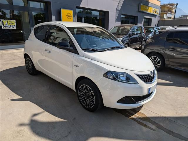 LANCIA YPSILON 1.0 FireFly 5 porte S&S Hybrid Ecochic Gold