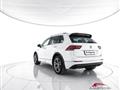 VOLKSWAGEN TIGUAN 1.6 TDI SCR BlueMotion Technology SPORT R-Line