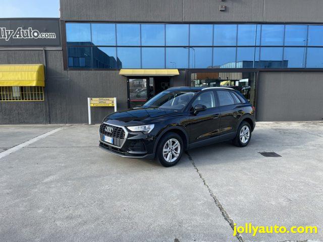 AUDI Q3 45 TFSI e S tronic Business