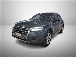 AUDI Q5 2.0 TDI quattro S tronic Business Sport