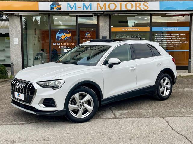 AUDI Q3 35 TDI S tronic Business Advanced