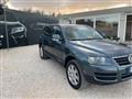 VOLKSWAGEN Touareg V6 TDI DPF tiptronic