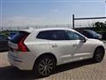 VOLVO XC60 2.0 b4 Inscription awd auto