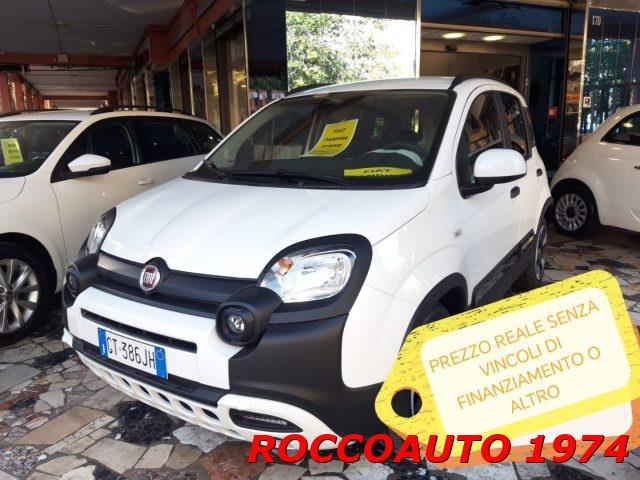 FIAT PANDA 1.0 Hybrid " Pandina " PACK CROSS